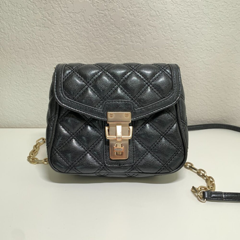 Banana Republic Quilted Crossbody Bag – Black, Excellent Condition